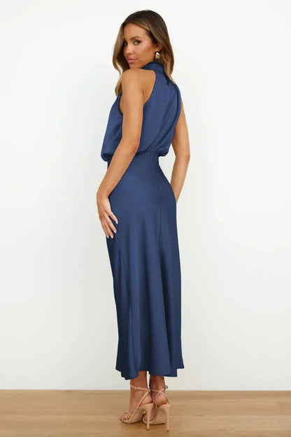 Luxurious Strapless Formal Gown
