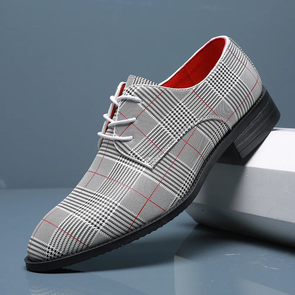 Classic Black and White Leather Oxfords - VibreMode