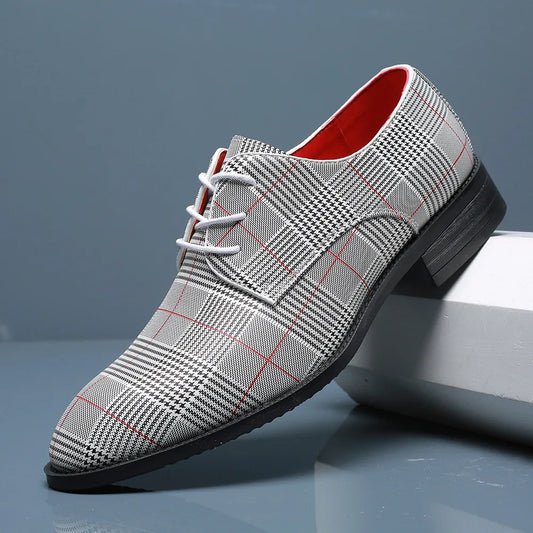 Classic Black and White Leather Oxfords - VibreMode