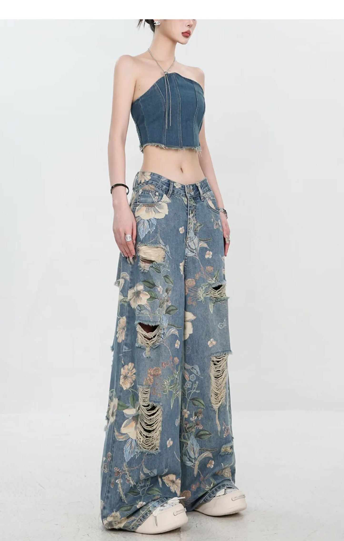 Women's Classic Straight Jeans
