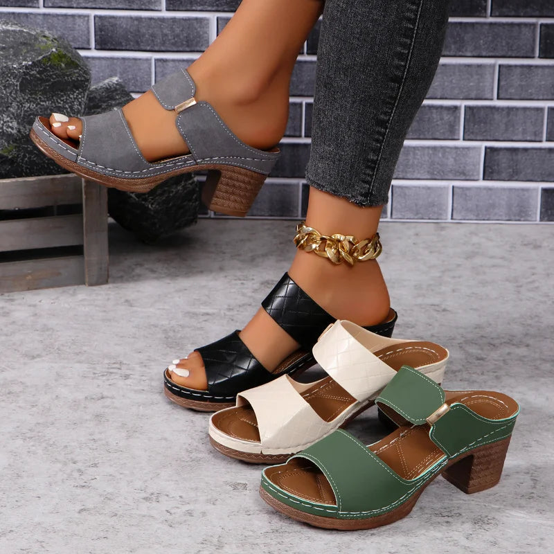 Comfortable Women's Contour Sandals with Heel Support