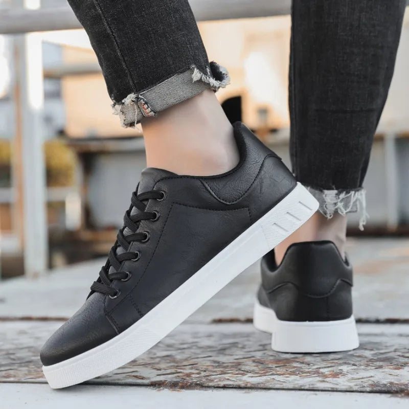 Comfortable Men's Everyday Lace Shoes