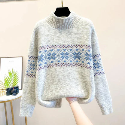 Warm Snowflake Patterned Pullover Sweater
