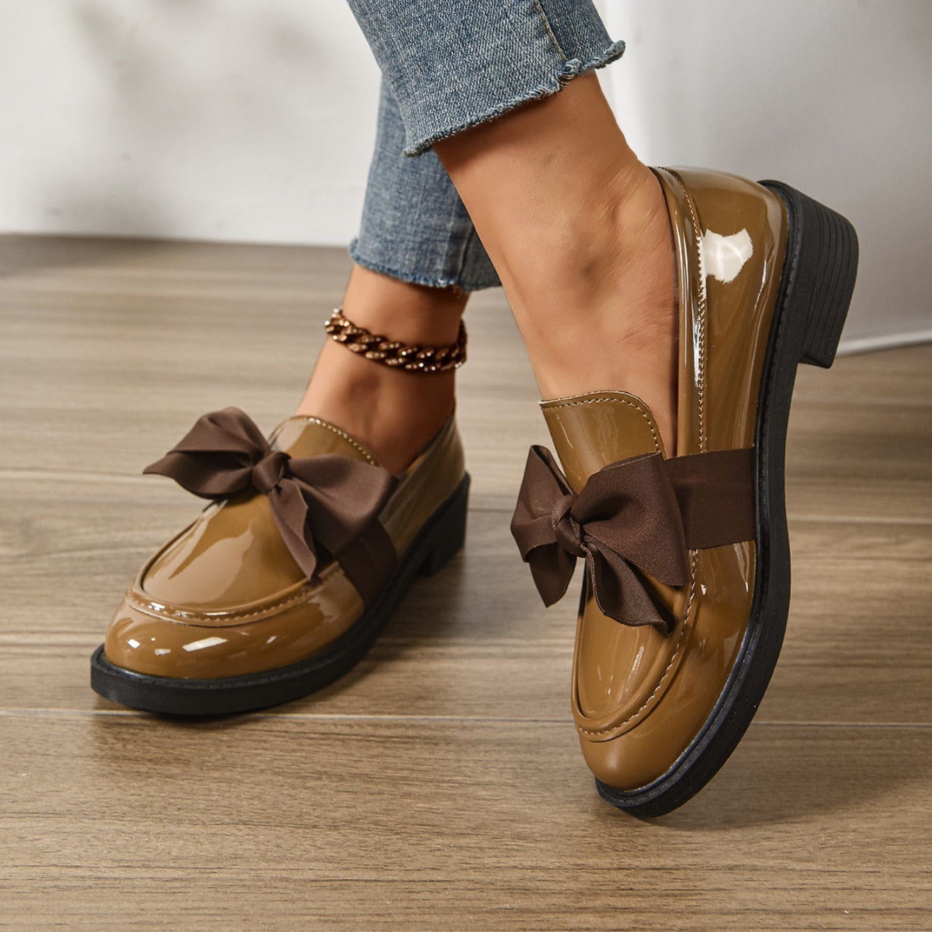Comfortable Ayora Footwear