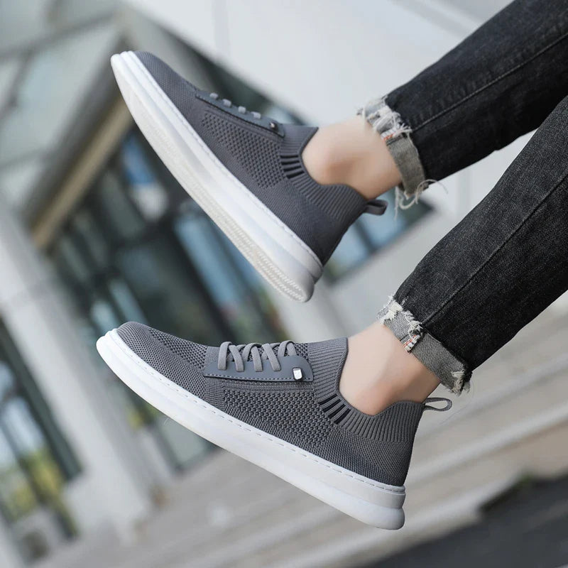 Sporty Moxar Running Shoes
