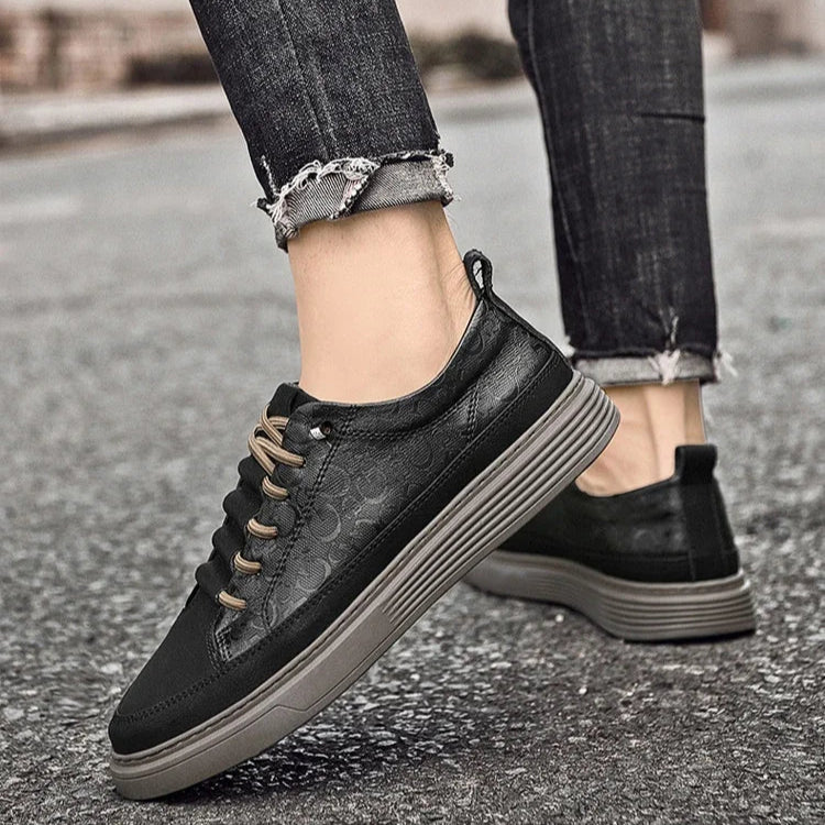 Fashionable Athletic Shoes