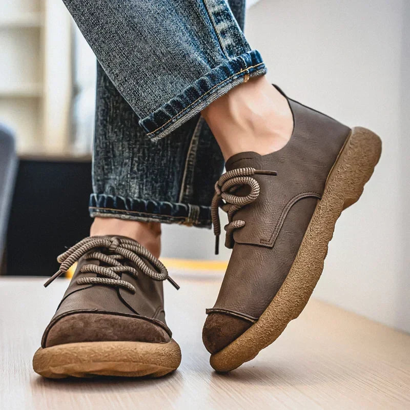 Men's Lace-Up Sneakers Textured Toe
