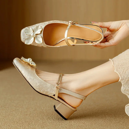 Elegant Low Heel Slingback Shoes - VibreMode