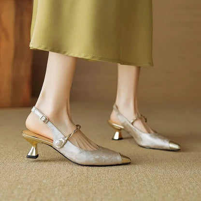 Elegant Low Heel Pointed Toe Women's Pumps