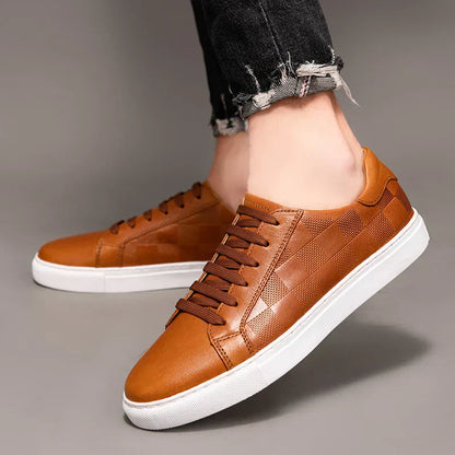 Men's Lace-Up Sneakers Low- Leather Comfortable Black