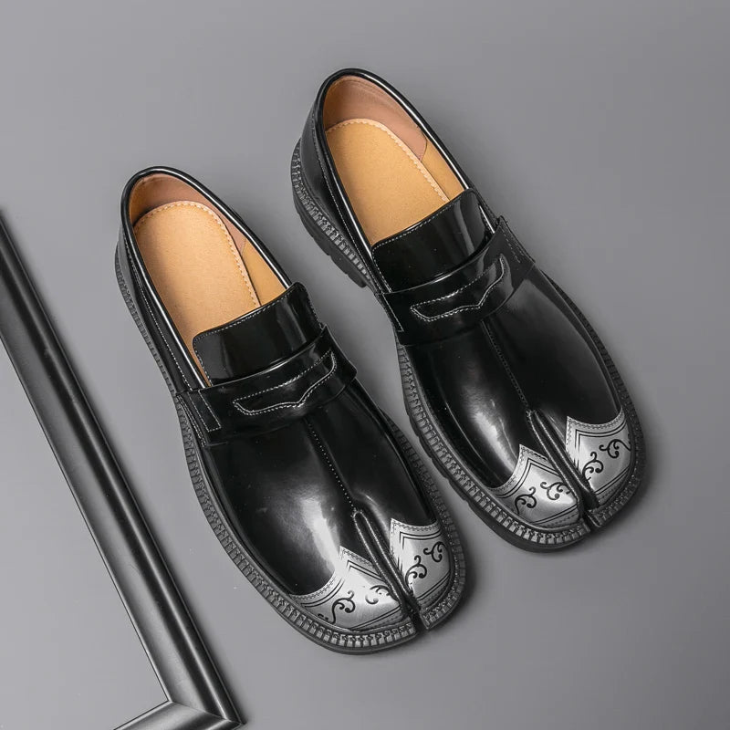 Obsidian Leather Tabi Loafers
