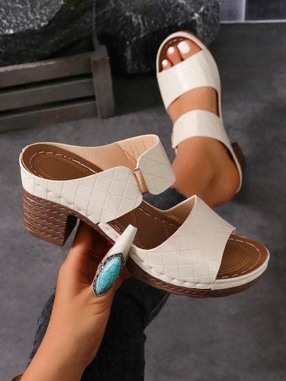 Comfortable Women's Contour Sandals with Heel Support