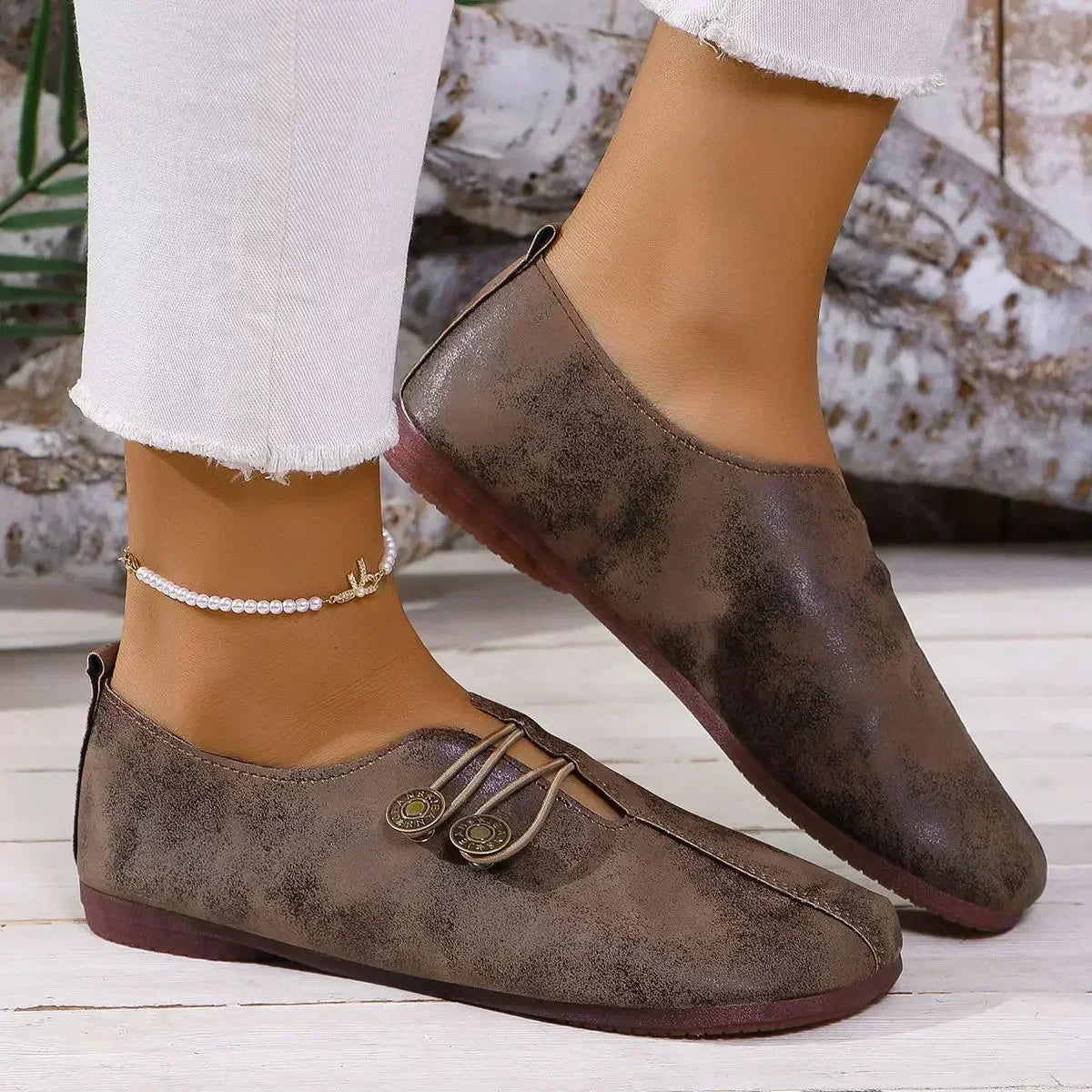 Comfortable Suede Ladies Slip On Shoes