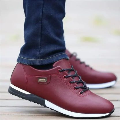 Men's Lace-Up Sneakers Comfortable Sporty Rubber Black