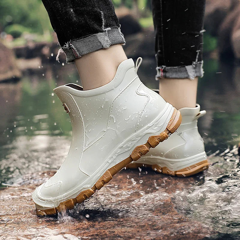 Women's Ankle Boots Lug Sole Pull On Style