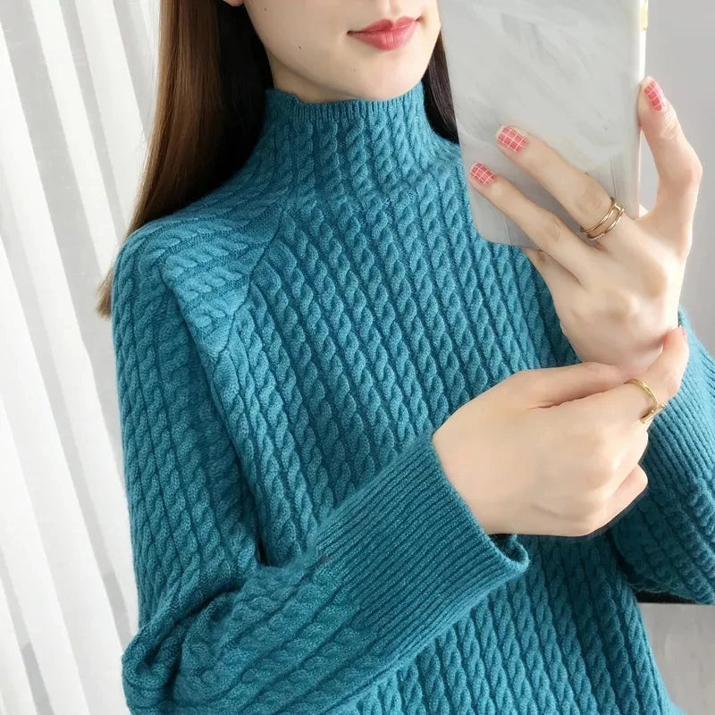 Women's Braided Cotton Turtleneck Sweater - VibreMode