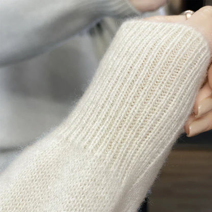 Women's Geometric Sweater Contrast Design