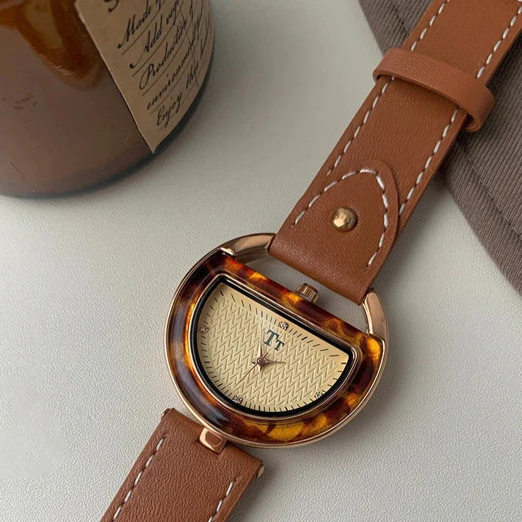 Stylish Quartz Wrist Watch