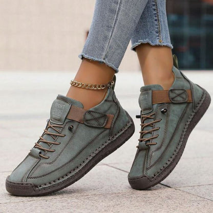 Relaxed Fit Women's Everyday Shoes