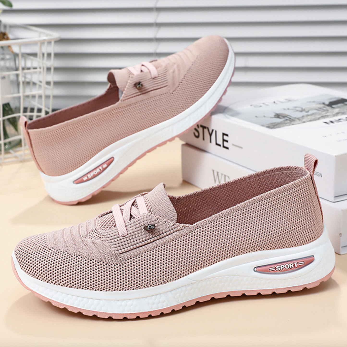 Comfortable Women's Walking Shoes with Arch Support and Mesh Upper