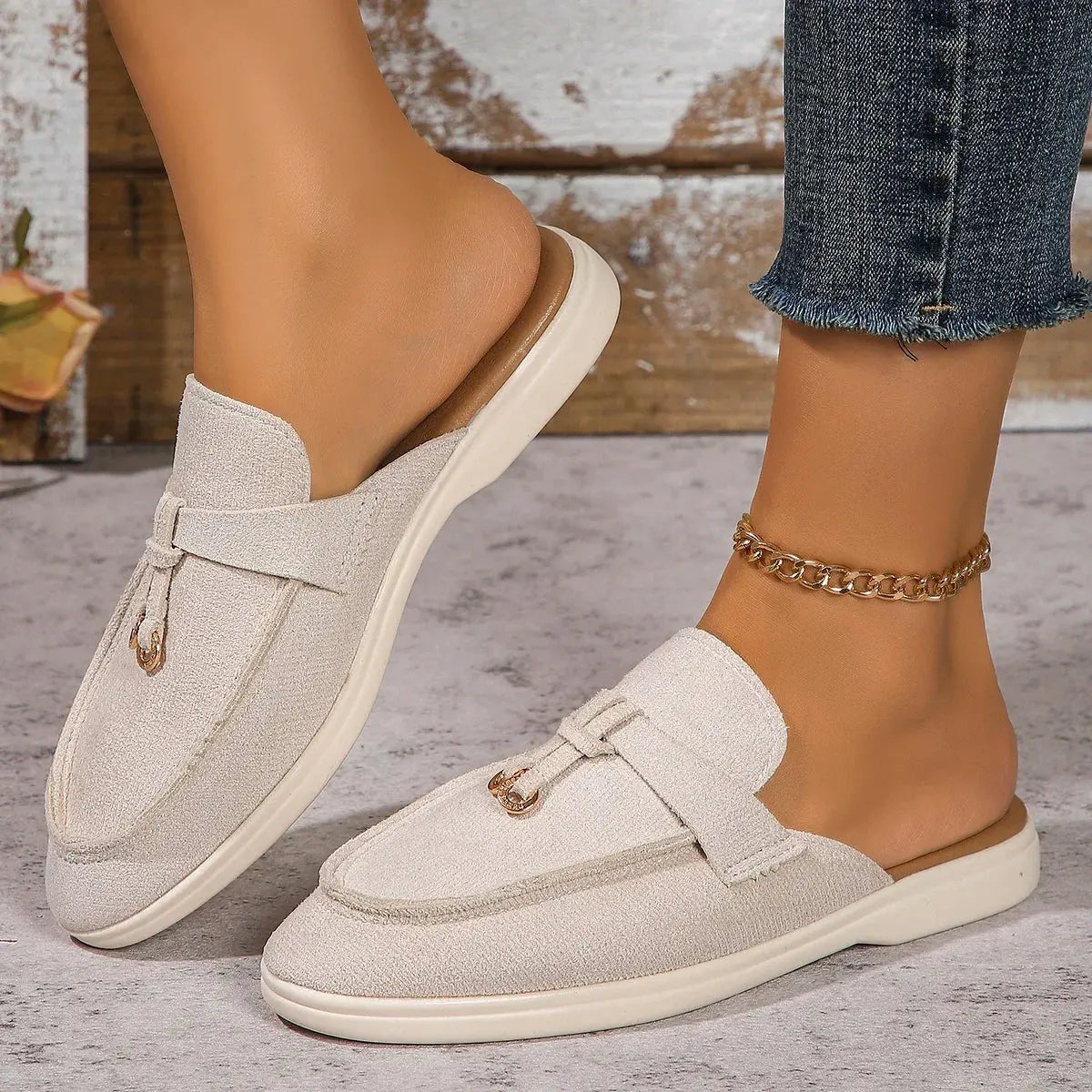 Women's Slip-On Sneakers Comfortable Casual - VibreMode