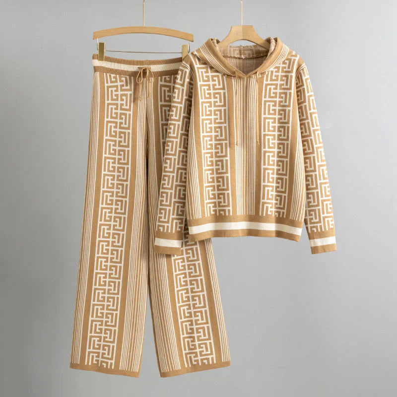 Women's 2 Piece Geometric Pattern Set - VibreMode