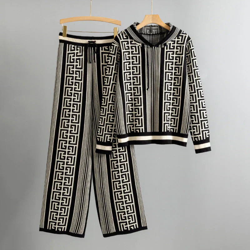 Women's Patterned Hoodie And Pants Set