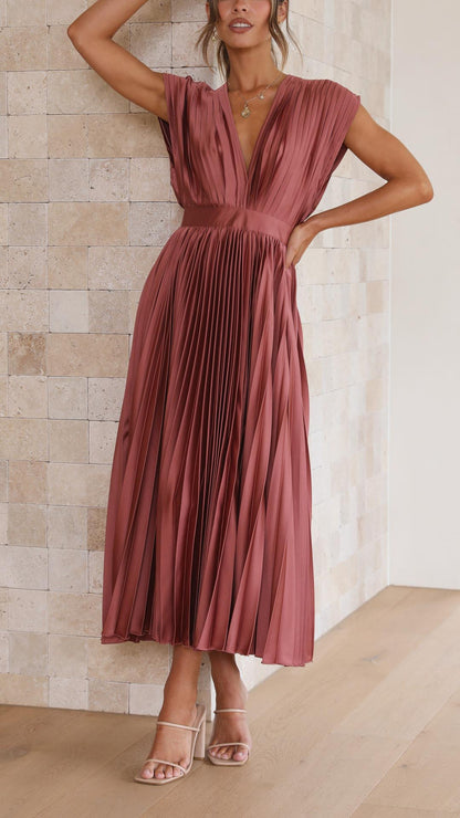 Women's V-Neck Pleated Maxi Dress