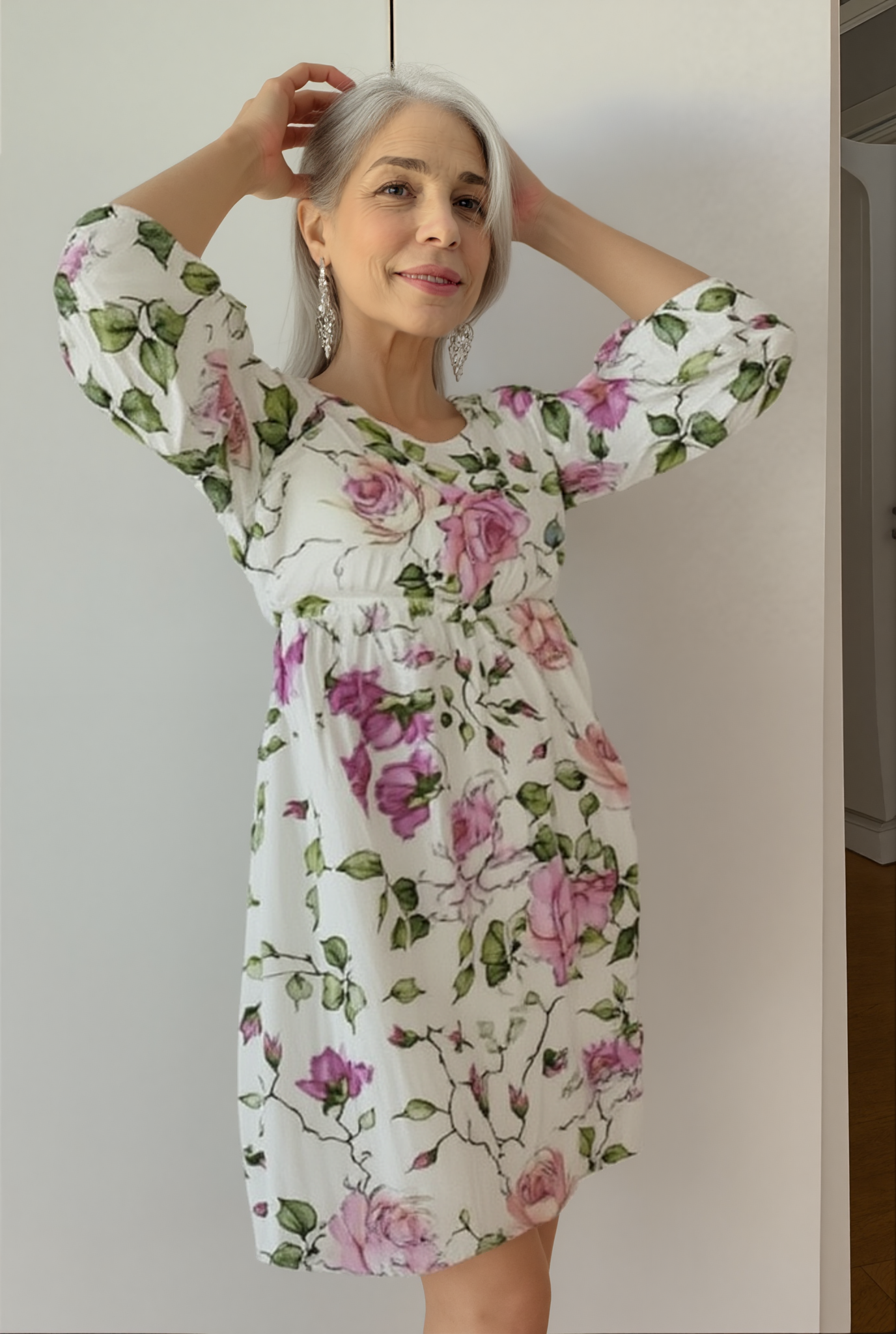 Ladies Pretty Floral Knee Length Dress