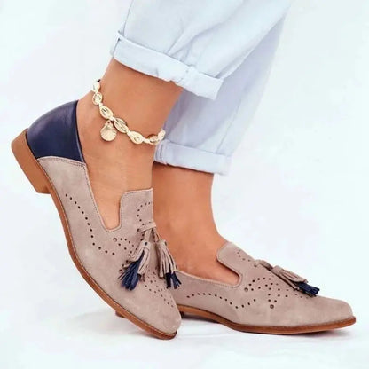 Two-Tone Loafers for Women – Stylish & Comfortable with Playful Tassels