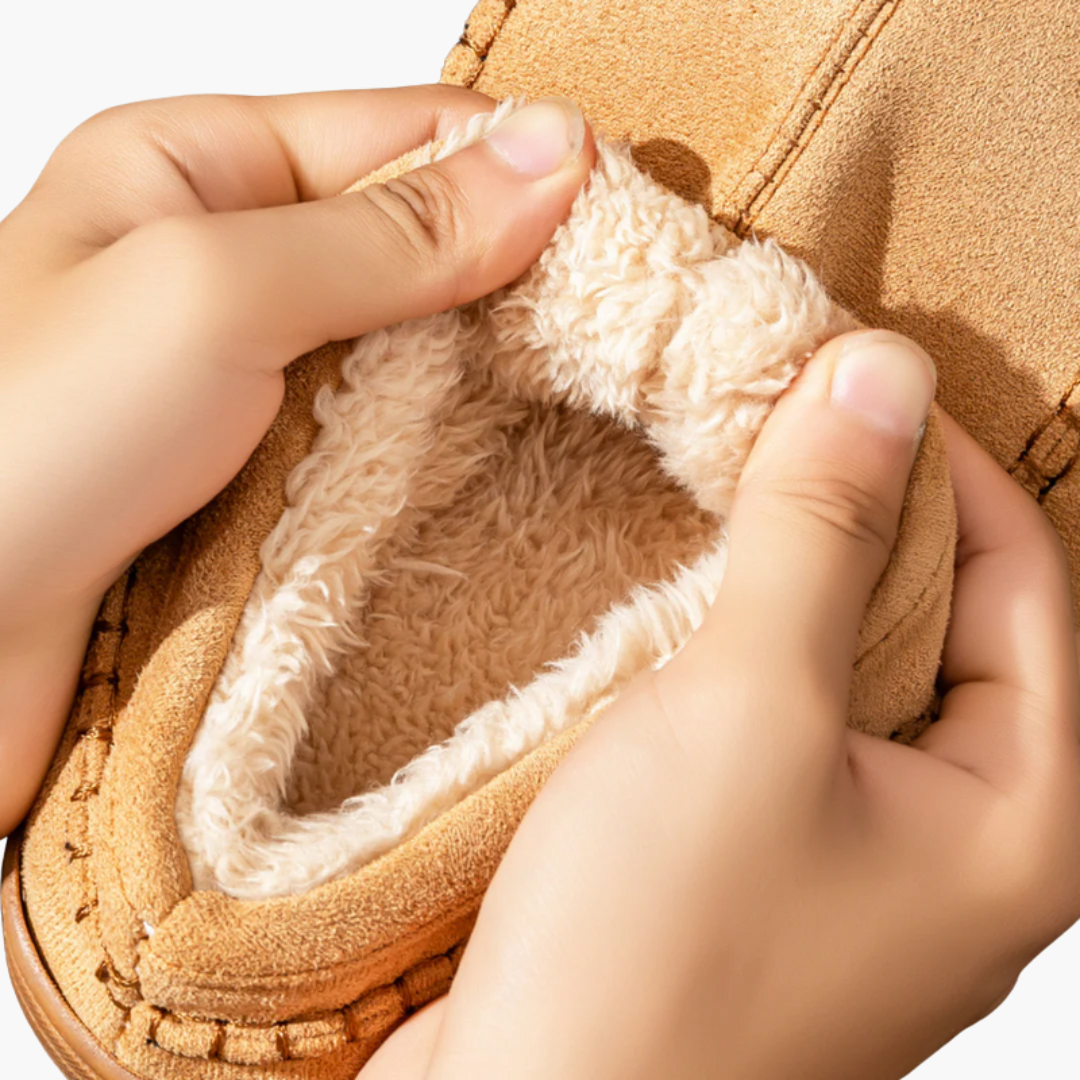 Unisex Slippers Soft Lining Slip On Design