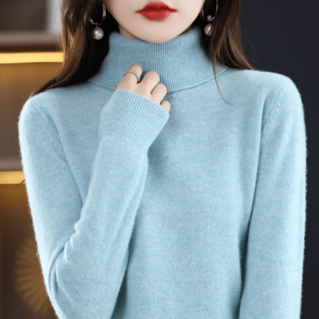 Women's Fine Knit Turtleneck Sweater