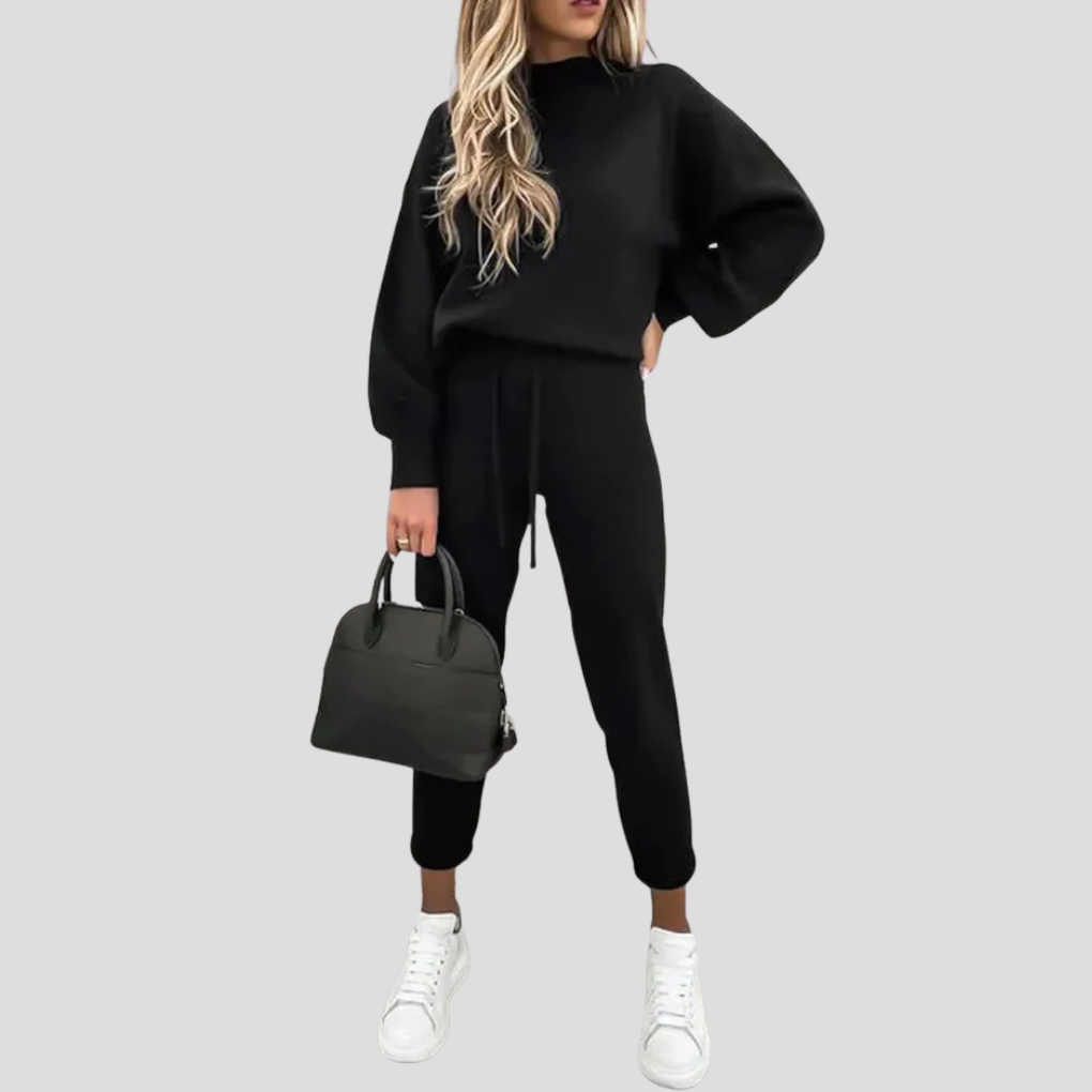 Women's Relaxed Fit Tracksuit Set