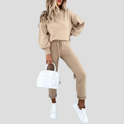 Women's Relaxed Fit Tracksuit Set