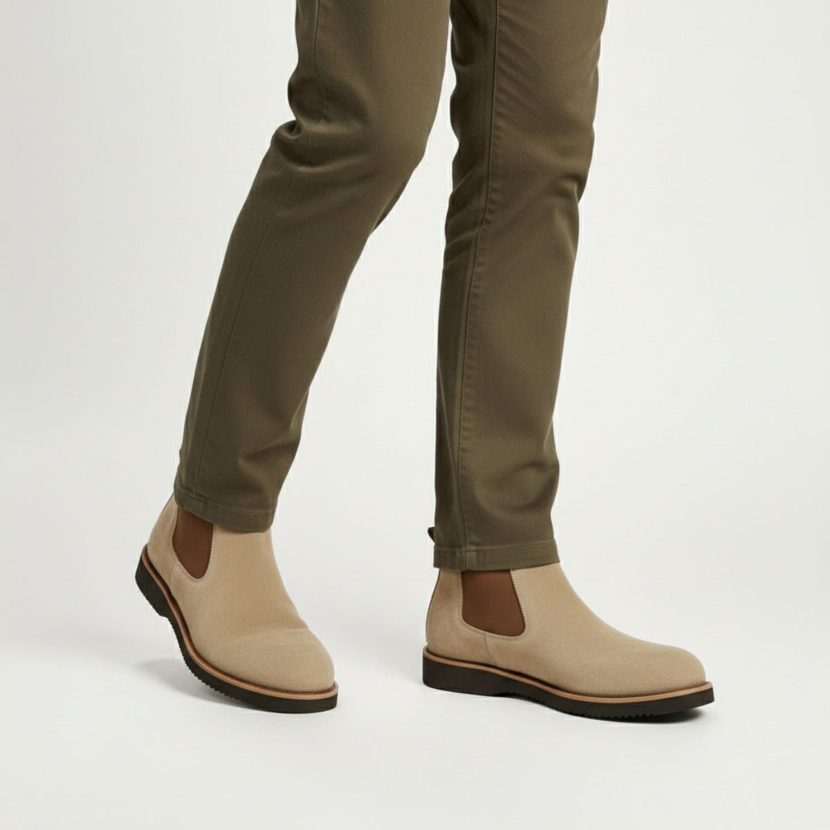 Men's Suede Chelsea Boots Brown
