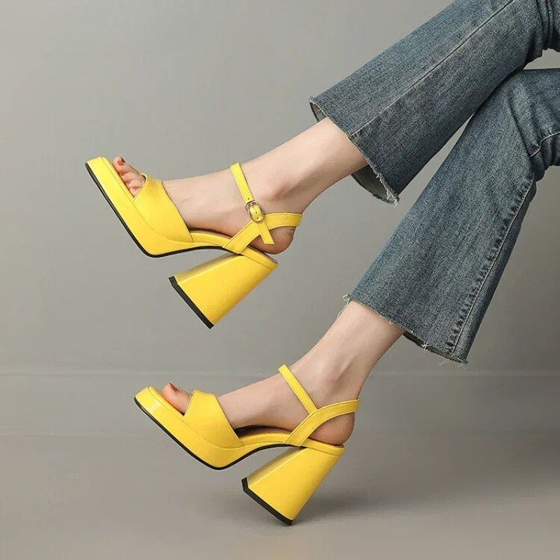 Shiny High Heel Shoes - VibreMode