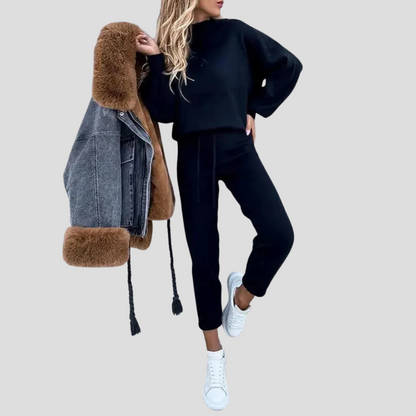 Women's Relaxed Fit Tracksuit Set - VibreMode