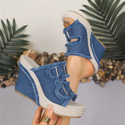 Comfortable Women's Buckle Wedge Sandals