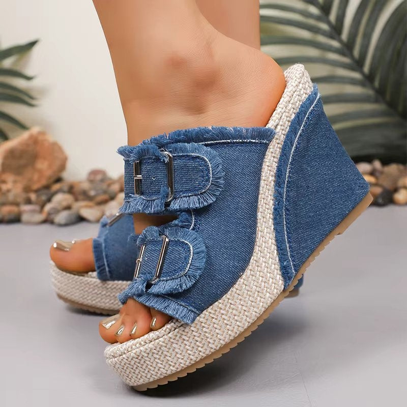 Comfortable Women's Buckle Wedge Sandals