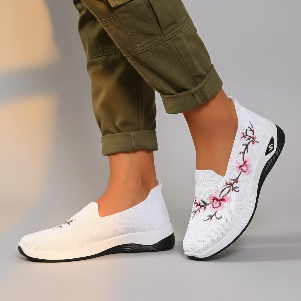 Women's Floral Slip-On Walking Shoes - VibreMode