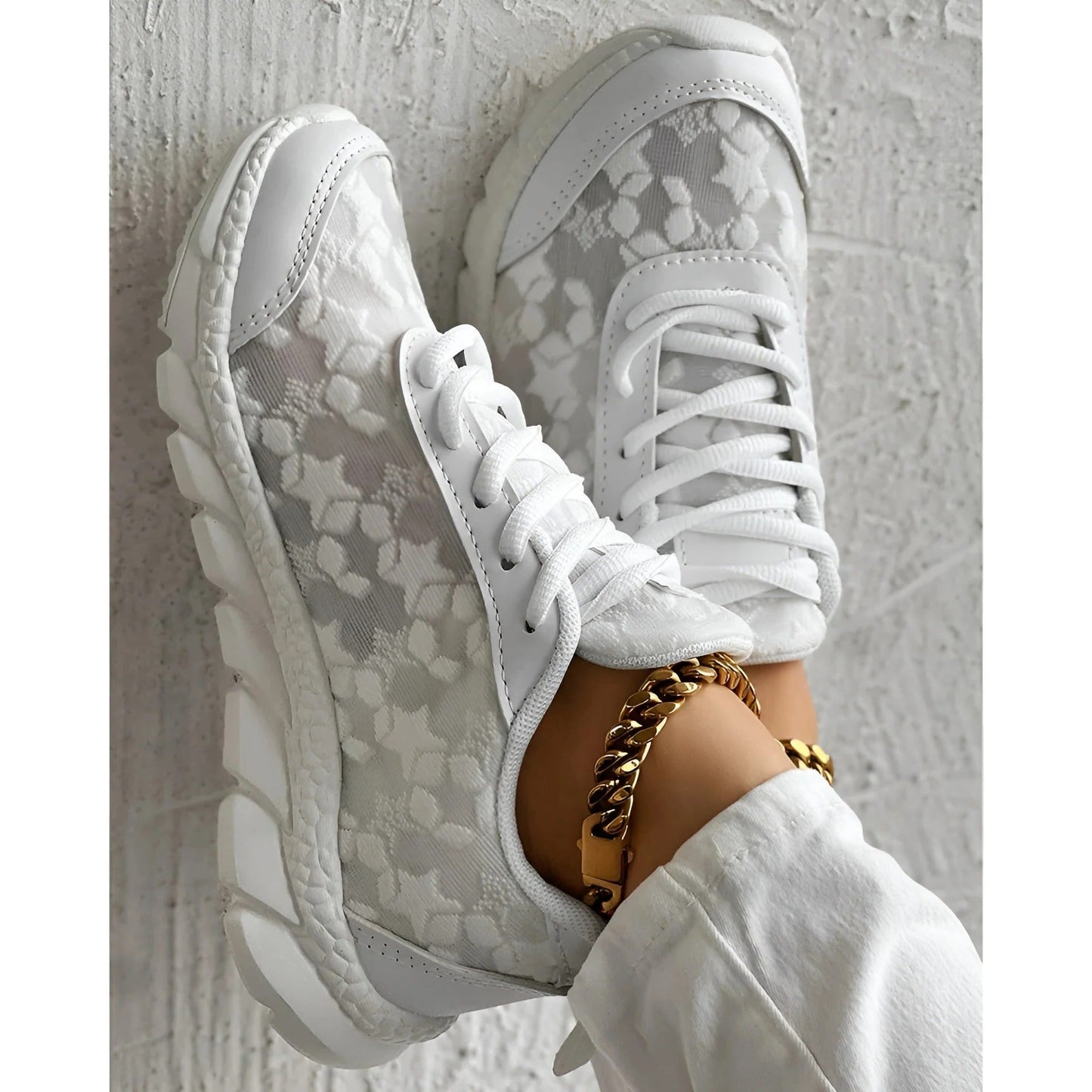 Comfy Women's Star Print Lace Up Sneakers Casual Shoes