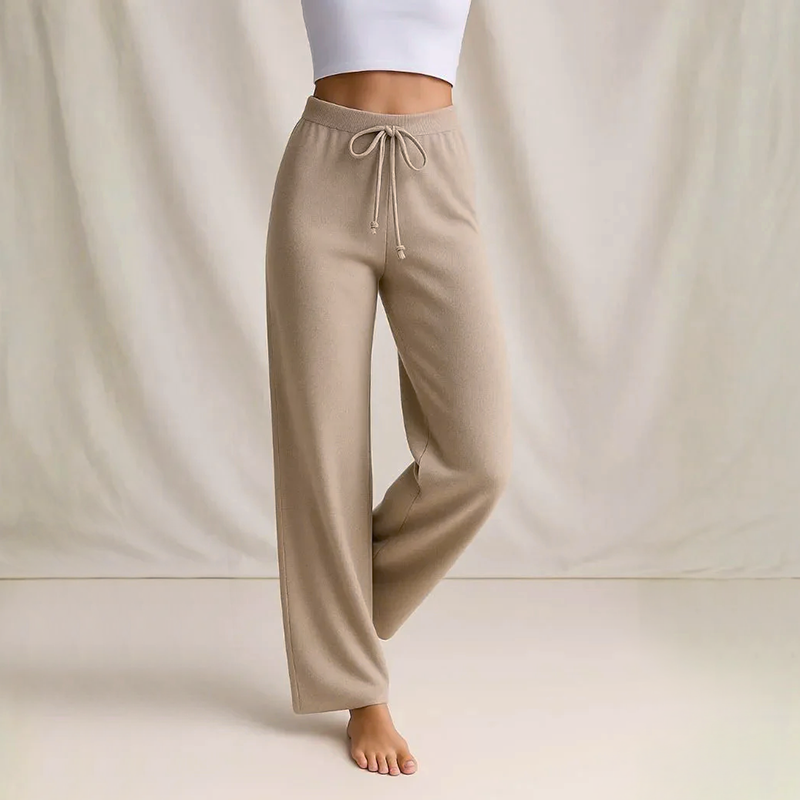 Comfortable Women's Wide Leg Knit Trousers - VibreMode