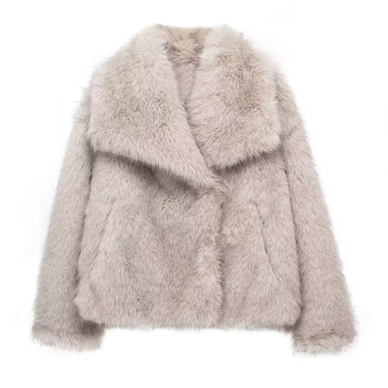 Isla Women's Faux Fur Coat Relaxed Fit Hip Length - VibreMode