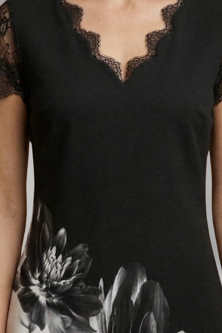 Women's Elegant Dress Timeless Style