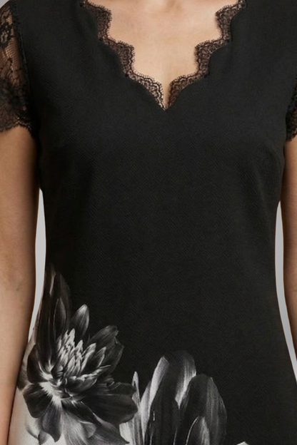 Women's Elegant Dress Timeless Style
