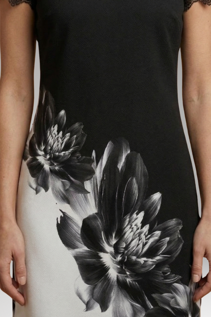 Women's Elegant Dress Timeless Style