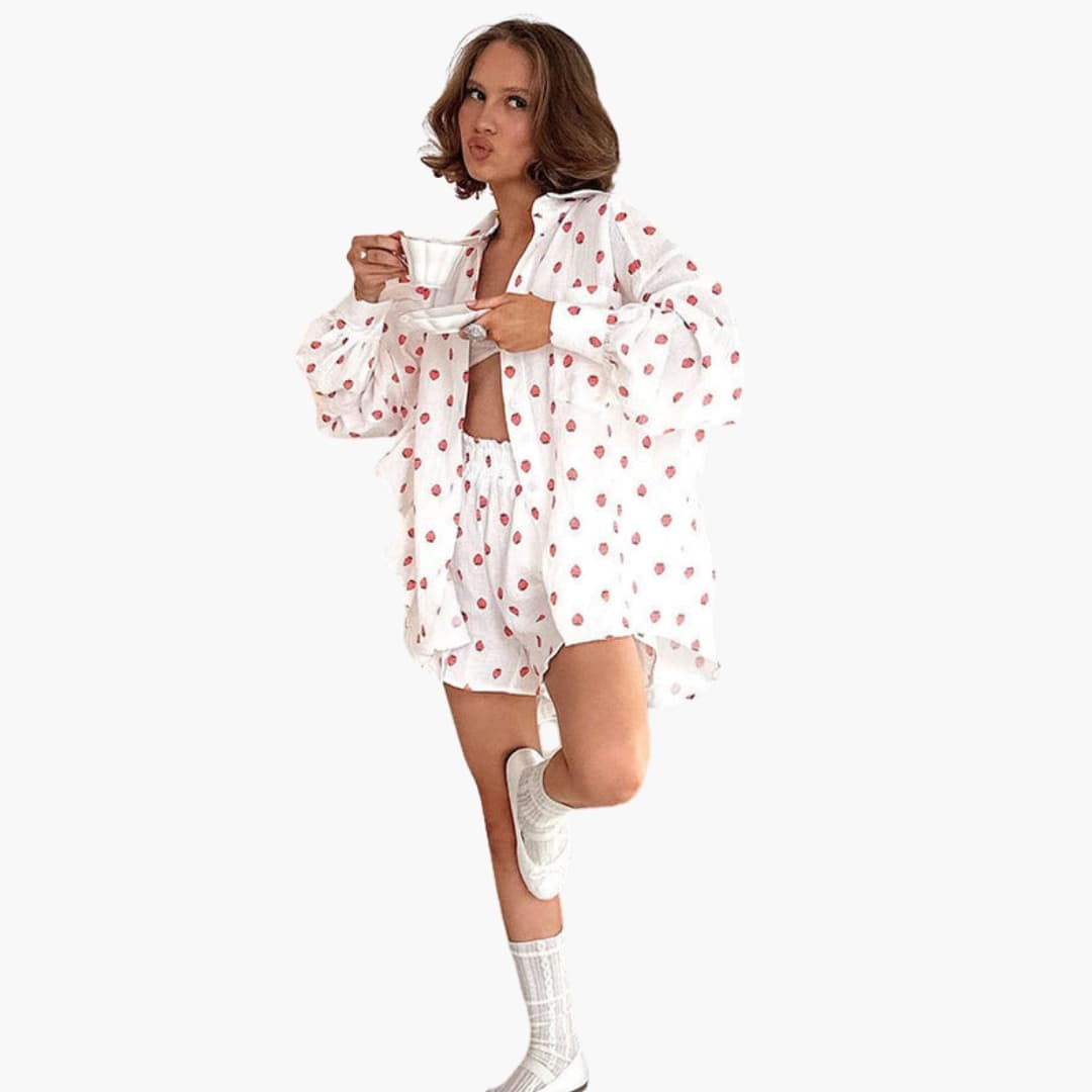 Women's Heart Print Two-Piece And Shorts Set - VibreMode