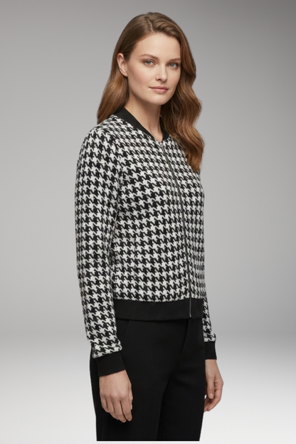 Women's Plaid Jacket Front Zip Closure