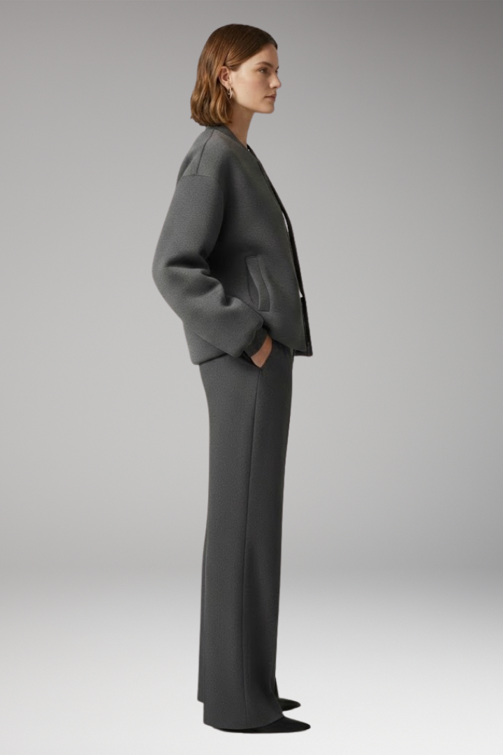 Women's Zipper Jacket With Side Pockets
