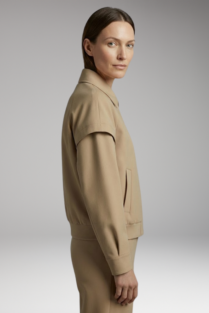 Women's Lapel Neck Jacket Front Closure